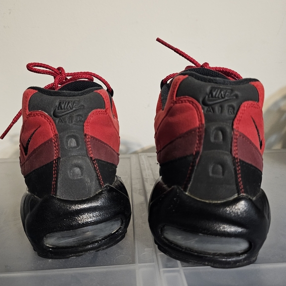 Air max 95 BY YOU Mens 9 Red Black - Picture 6 of 6